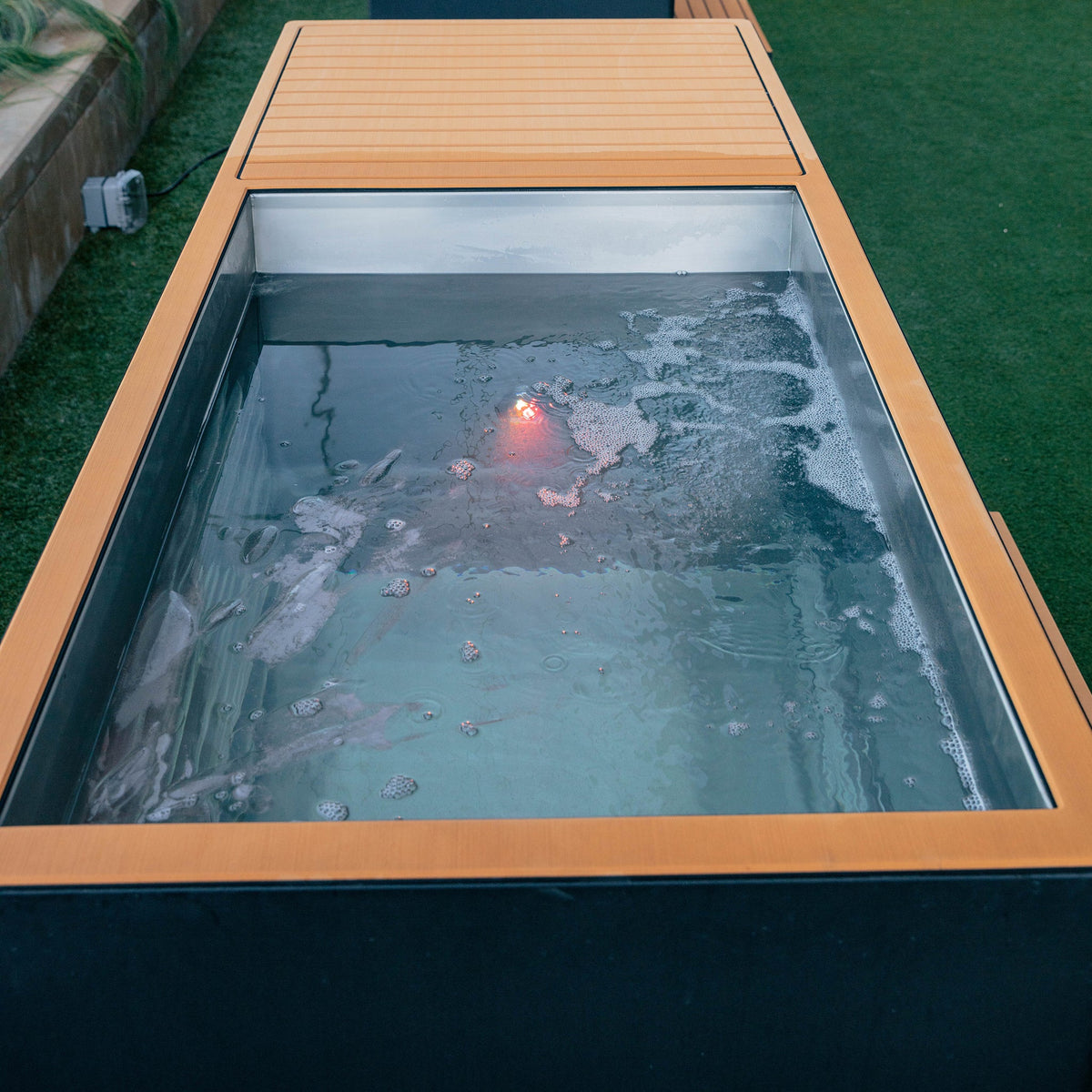 Luxury Plunge